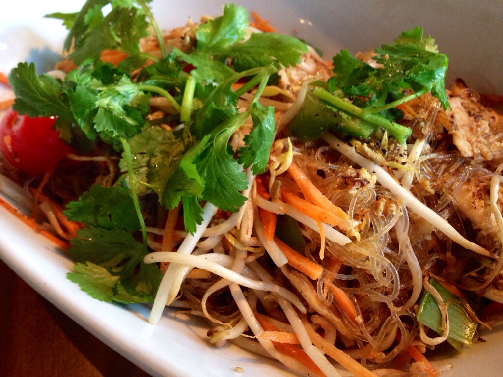 Malai Kitchen's Pad Woon Sen